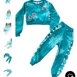 Girls Lola and the boys sweat set